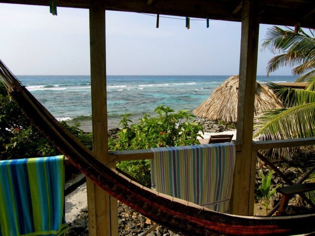 Off The Wall Dive Center & Resort - Dive Center